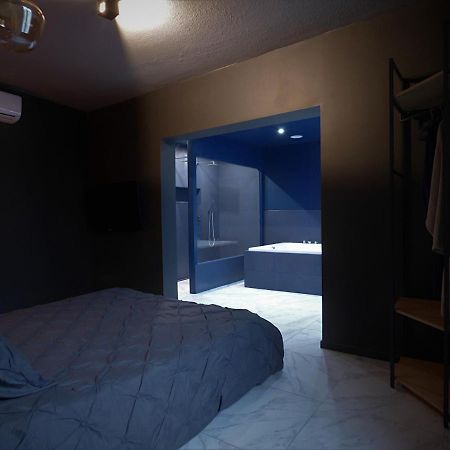 La Suite - Loft Spa Tavernes エクステリア 写真
